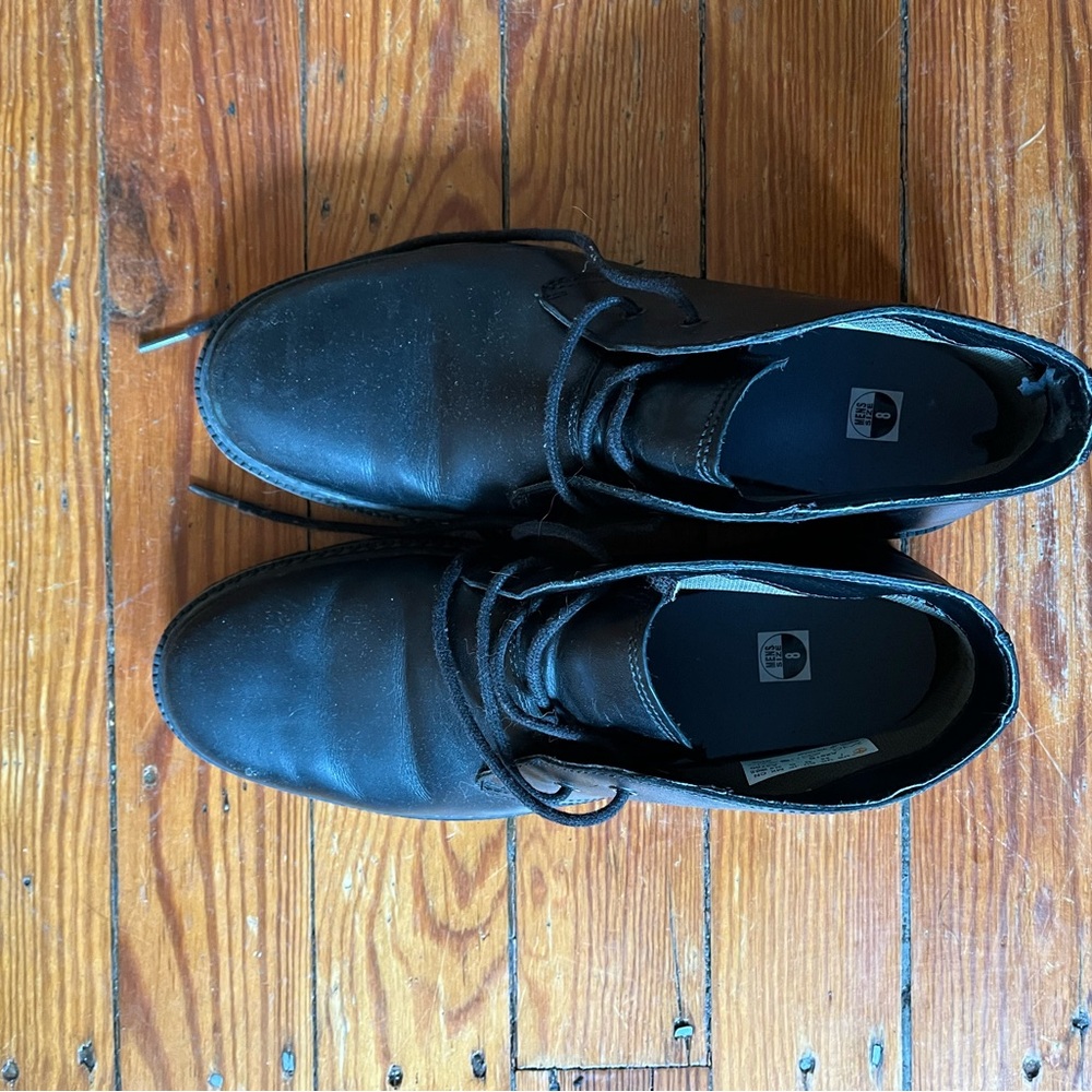 Timberland Black Lowtop Boots - LIKE NEW